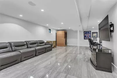 1463 Burton Street, Whitestone, NY 11357 - Photo 28