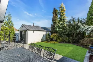 14-63 Burton St, Whitestone, NY 11357 - Photo 34