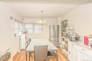 1683 Stewart Ave, New Hyde Park, NY 11040 - Photo 8