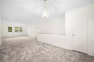 7 Harbour Ln, Oyster Bay, NY 11771 - Photo 8