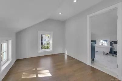 22 Fort Salonga Road, Centerport, NY 11721 - Photo 24