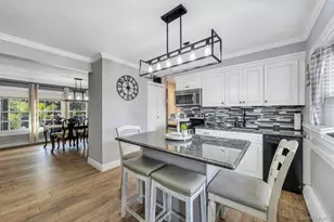 101 Constellation Rd, Levittown, NY 11756 - Photo 8