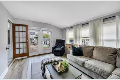 101 Constellation Road, Levittown, NY 11756 - Photo 12
