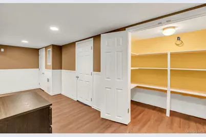 27 Hollister Lane, Islip, NY 11751 - Photo 24