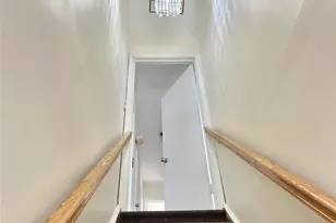 110 Evergreen Ave, Lynbrook, NY 11563 - Photo 2