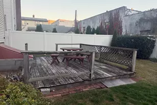 110 Evergreen Ave, Lynbrook, NY 11563 - Photo 16