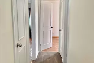 110 Evergreen Ave, Lynbrook, NY 11563 - Photo 8