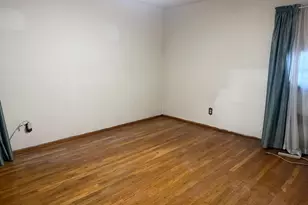 110 Evergreen Ave, Lynbrook, NY 11563 - Photo 10