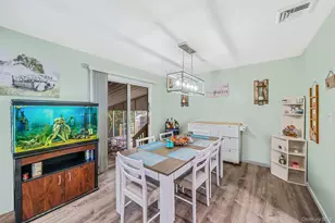 7 Hester Ln, Ronkonkoma, NY 11779 - Photo 12