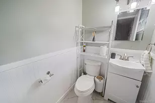 7 Hester Ln, Ronkonkoma, NY 11779 - Photo 16