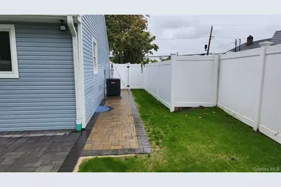 126 Forest Avenue, Glen Cove, NY 11542 - Photo 28