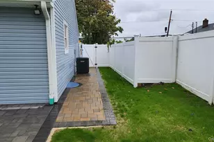 126 Forest Ave, Glen Cove, NY 11542 - Photo 28