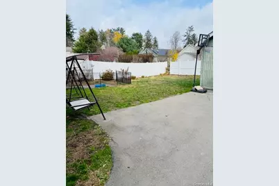 25 Pine Street, Port Jervis, NY 12771 - Photo 28