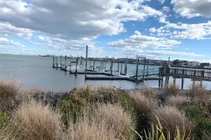 100 Baker Ct, Island Park, NY 11558 - Photo 20