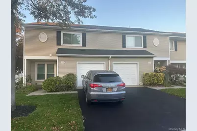 100 Baker Court #50, Island Park, NY 11558 - Photo 2