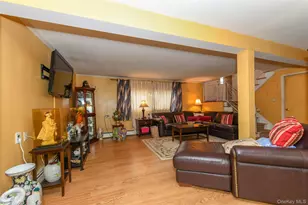 6 Clarke St, Brentwood, NY 11717 - Photo 12