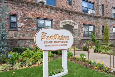 141 Woodmere Boulevard #5C, Woodmere, NY 11598 - Photo 1