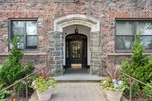 141 Woodmere Blvd, Woodmere, NY 11598 - Photo 4