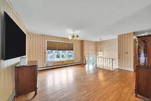 501 Windmill Ave, West Babylon, NY 11704 - Photo 10