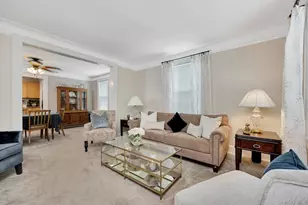 91-15 Vanderveer St, Queens Village, NY 11428 - Photo 4