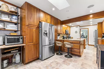 9 Lewis Avenue, Hartsdale, NY 10530 - Photo 12