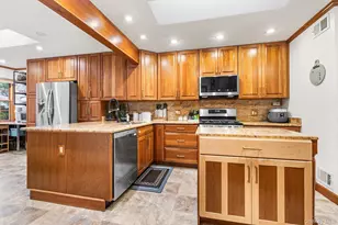 9 Lewis Ave, Hartsdale, NY 10530 - Photo 10