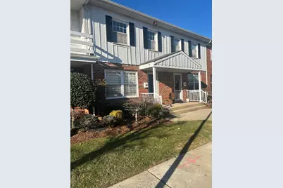 676 Front Street #F, Hempstead, NY 11550 - Photo 2