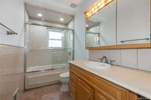 676 Front St, Hempstead, NY 11550 - Photo 12