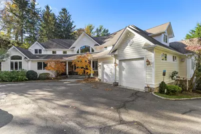 144 Round Swamp Road, Melville, NY 11747 - Photo 8