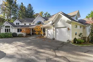 144 Round Swamp Rd, Melville, NY 11747 - Photo 8