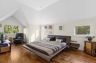 144 Round Swamp Rd, Melville, NY 11747 - Photo 30