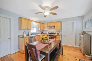 45 Maple Ave, Patchogue, NY 11772 - Photo 10