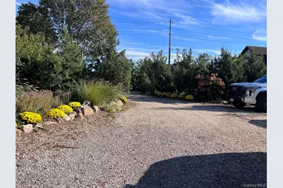 17525 County Road 48, Cutchogue, NY 11935 - Photo 24