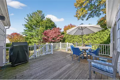 7 Shore Road, Manhasset, NY 11030 - Photo 24