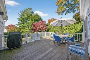 7 Shore Rd, Manhasset, NY 11030 - Photo 24