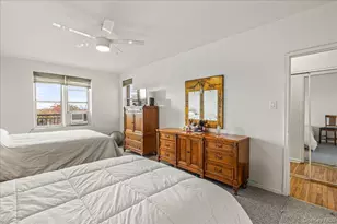 162-01 Powells Cove Blvd, Whitestone, NY 11357 - Photo 12