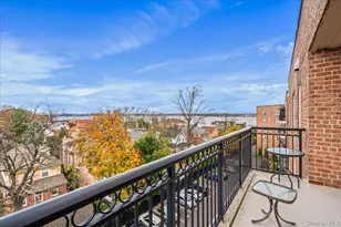 162-01 Powells Cove Blvd, Whitestone, NY 11357 - Photo 10