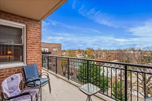 162-01 Powells Cove Blvd, Whitestone, NY 11357 - Photo 4