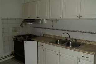 105-43 88th St, Ozone Park, NY 11417 - Photo 16