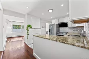 197 Blacksmith Rd S, Levittown, NY 11756 - Photo 2