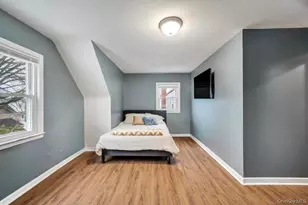 83-03 261st St, Floral Park, NY 11004 - Photo 18