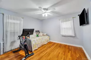 83-03 261st St, Floral Park, NY 11004 - Photo 14