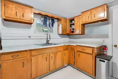 12 Parker Avenue, Poughkeepsie, NY 12601 - Photo 20