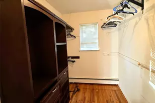 21 Cary Rd, Great Neck, NY 11021 - Photo 8