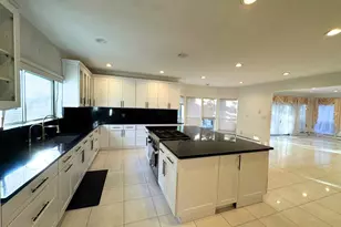 21 Cary Rd, Great Neck, NY 11021 - Photo 14