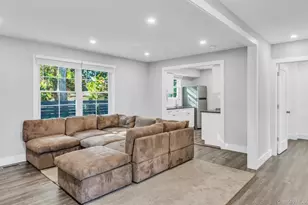 2 Roosevelt St, Bayville, NY 11709 - Photo 6