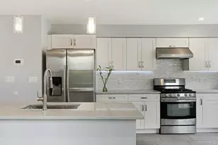 250-04 39th Rd, Little Neck, NY 11363 - Photo 8