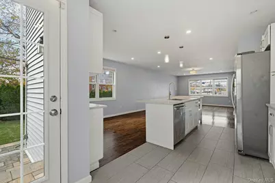 250-04 39th Road, Little Neck, NY 11363 - Photo 12