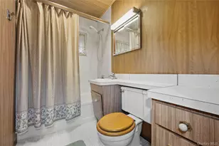 150 Kingfisher Rd, Levittown, NY 11756 - Photo 10