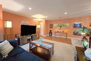 2 El Camino Ct, Coram, NY 11727 - Photo 2